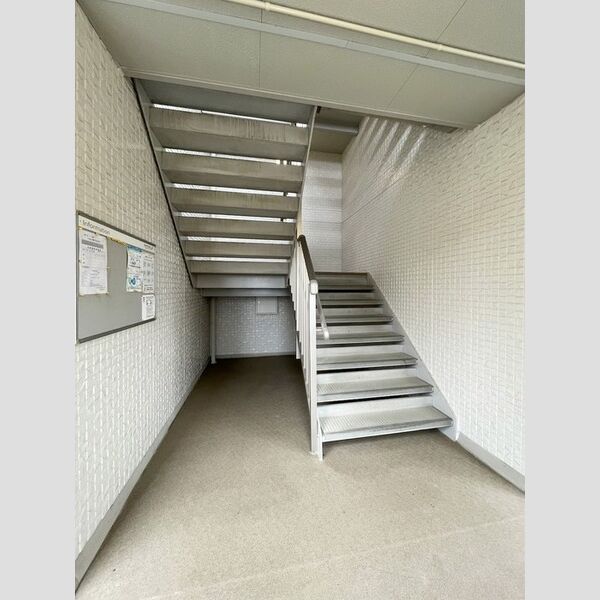 現地周辺 (ロビー)