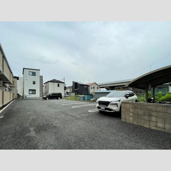 駐車場 (駐車場)
