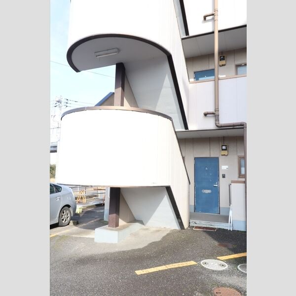 エントランス (エントランス)