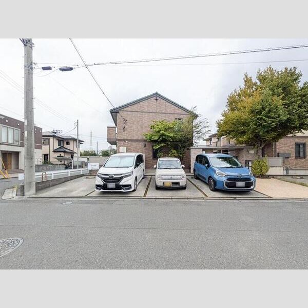 駐車場 (駐車場)