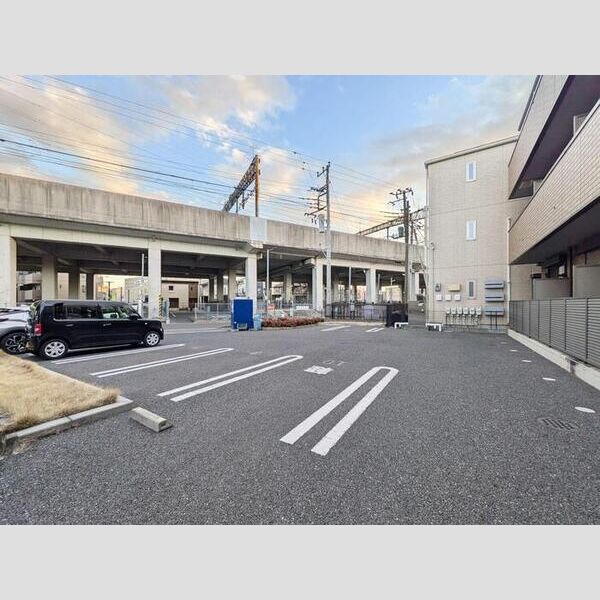 駐車場 (駐車場)