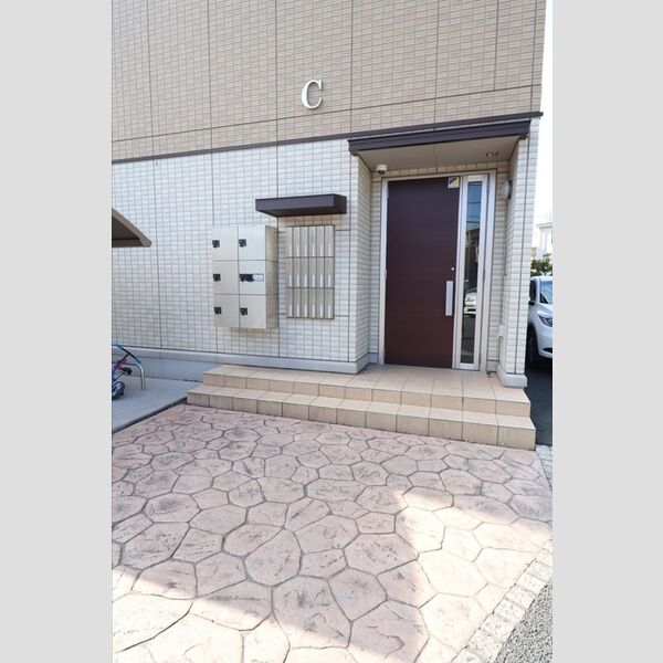 エントランス (エントランス)