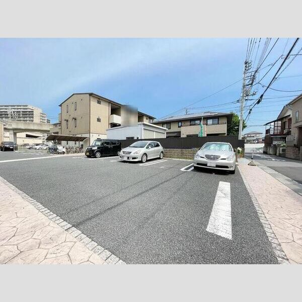 駐車場 (駐車場)