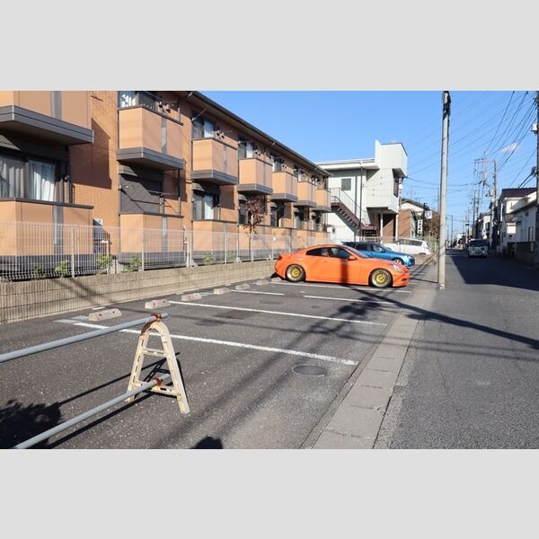駐車場 (駐車場)