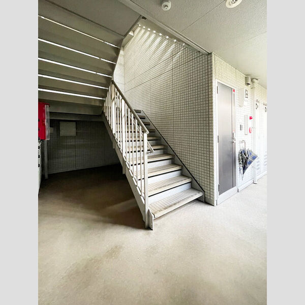 現地周辺 (ロビー)