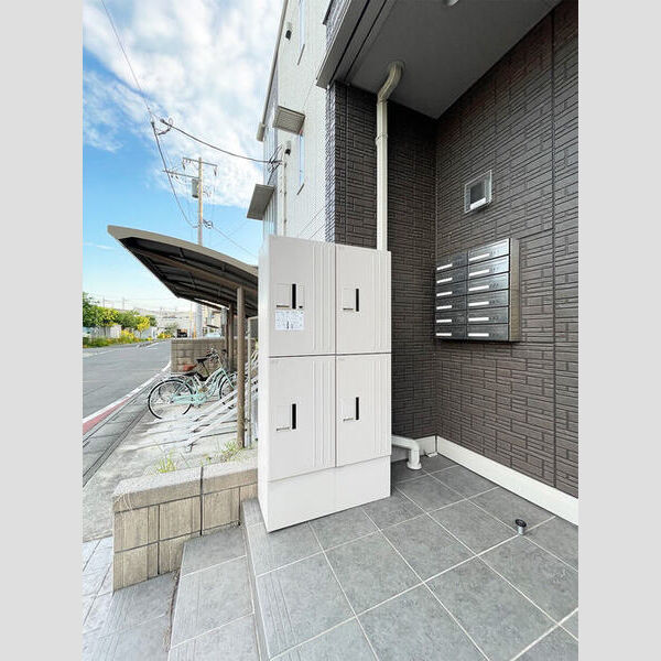 現地周辺 (宅配ボックス)