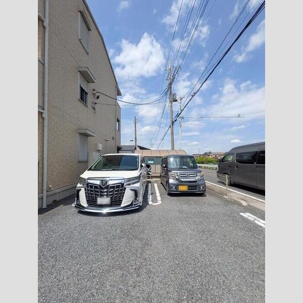 駐車場 (駐車場)