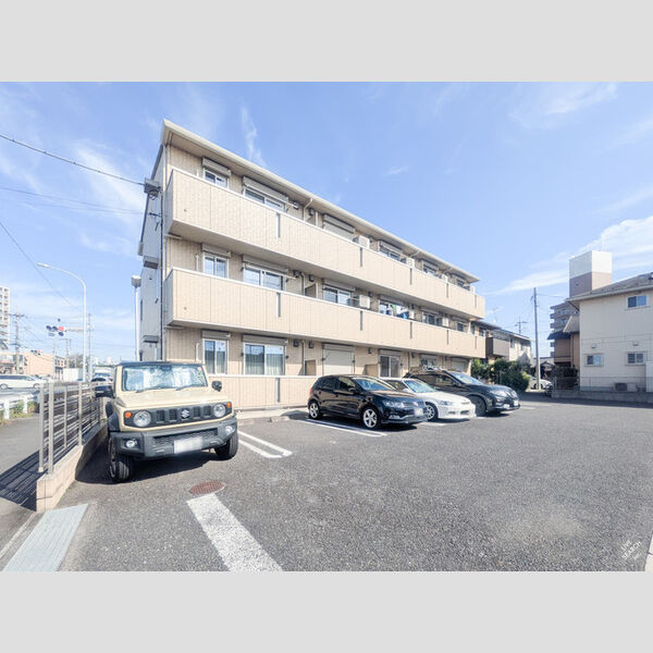 駐車場 (駐車場)
