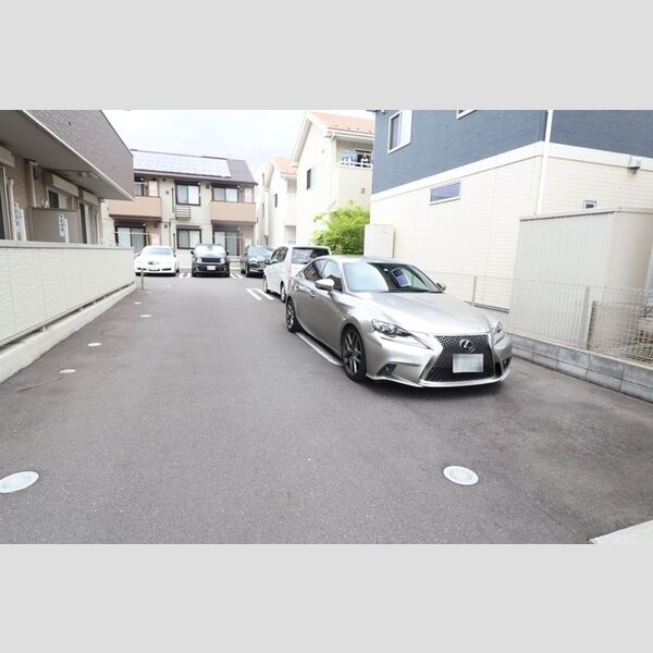駐車場 (駐車場)