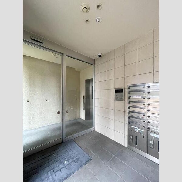 現地周辺 (ロビー)