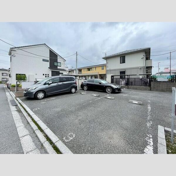 駐車場 (駐車場)