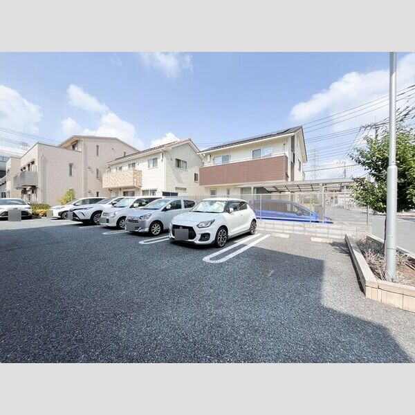 駐車場 (駐車場)