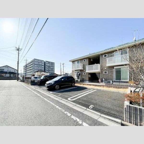 駐車場 (駐車場)