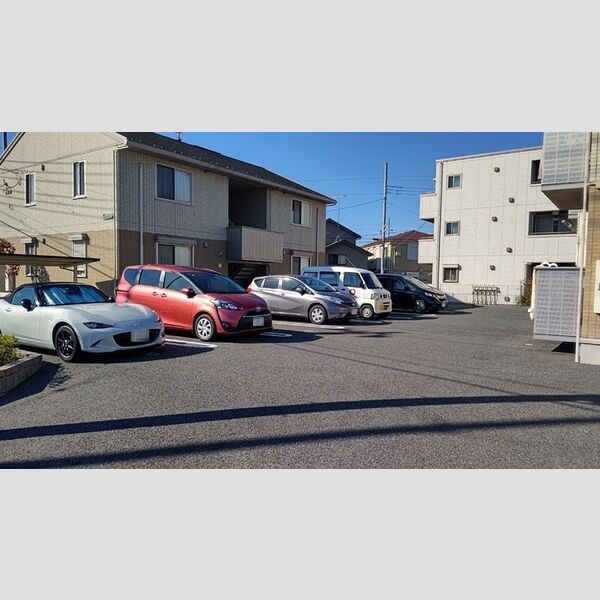 駐車場 (駐車場)