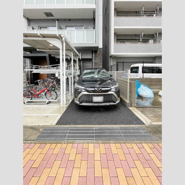 駐車場 (駐車場)
