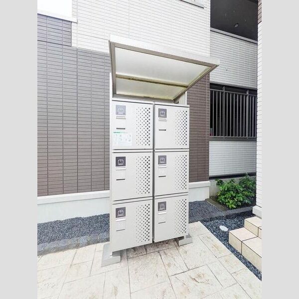 現地周辺 (宅配ボックス)