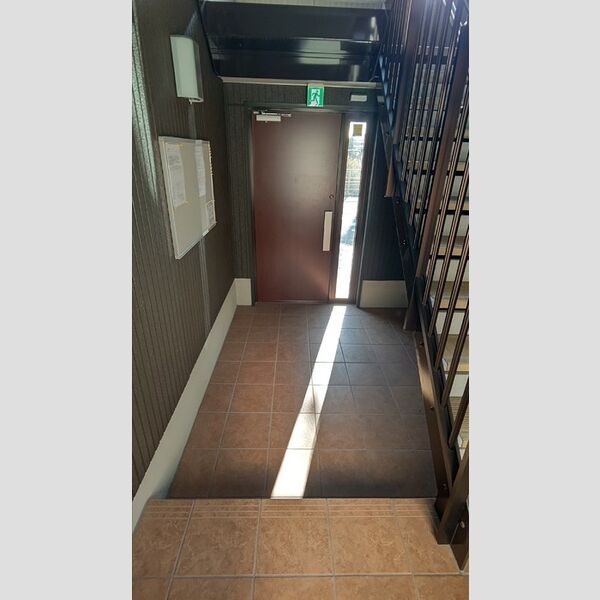 現地周辺 (ロビー)