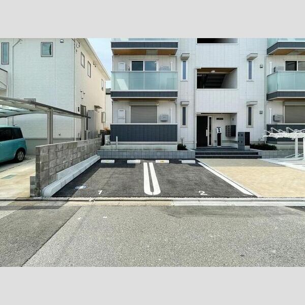 駐車場 (駐車場)