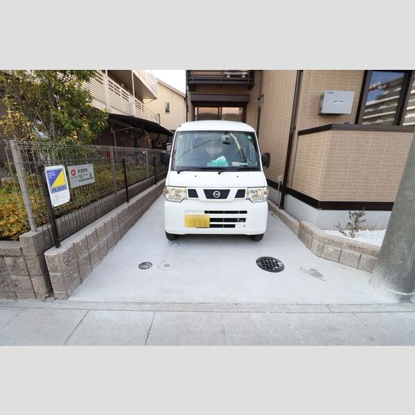 駐車場 (駐車場)