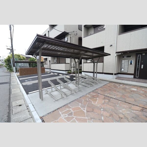 現地周辺 (駐車場)