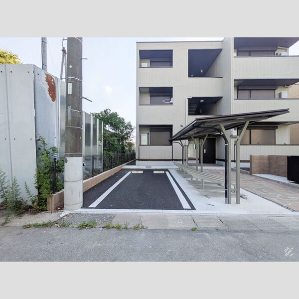 駐車場 (駐車場)