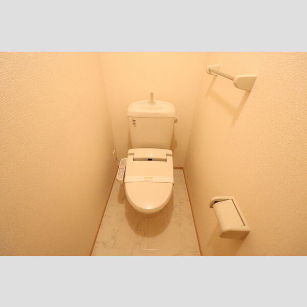 トイレ (温水洗浄暖房便座)