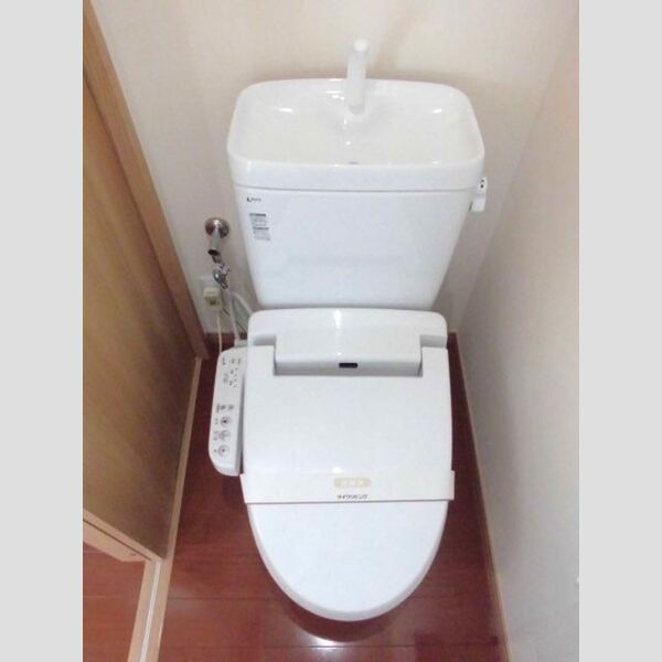 トイレ (温水洗浄暖房便座)