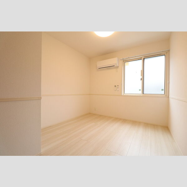 その他 (洋室(5.7帖))