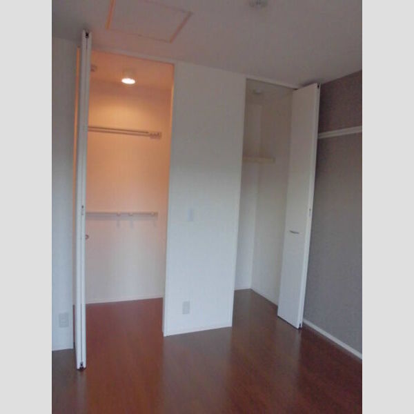 収納 (ワンステップクローゼット/物入)