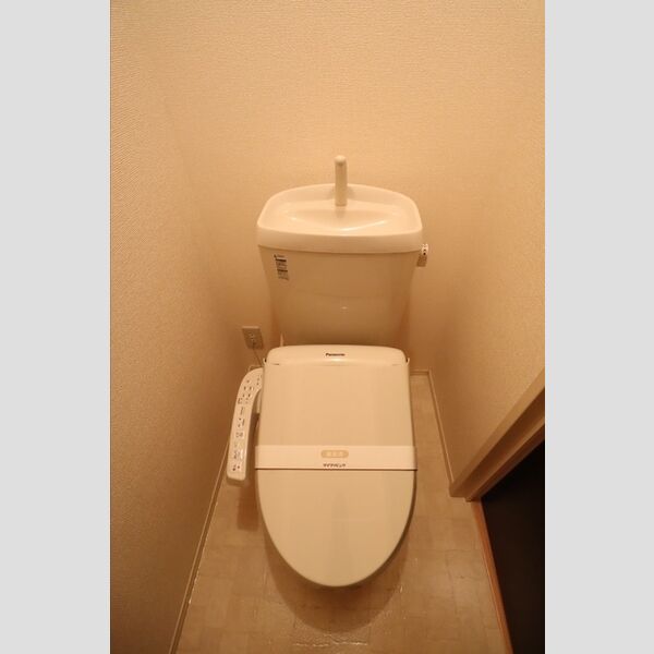 トイレ (温水洗浄暖房便座)