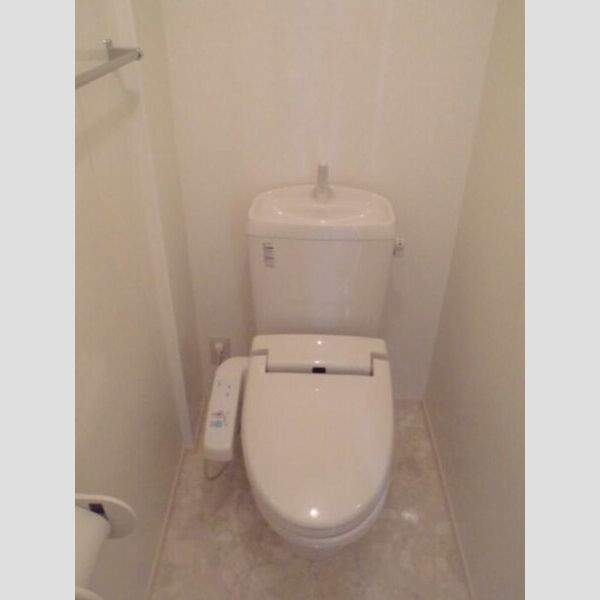 トイレ (温水洗浄暖房便座)