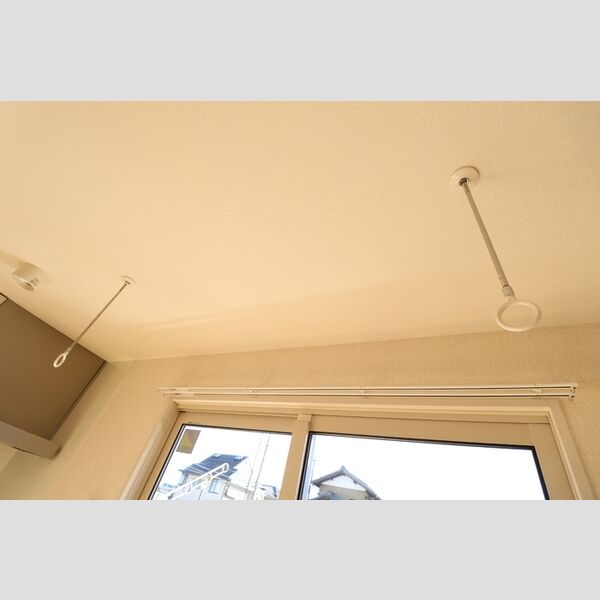 その他 (室内物干し金物)