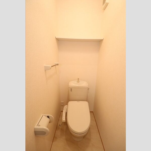 トイレ (温水洗浄暖房便座)