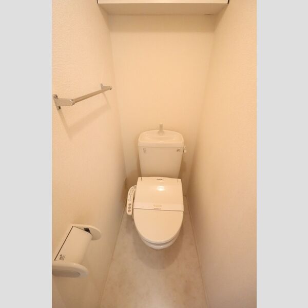 トイレ (温水洗浄暖房便座)