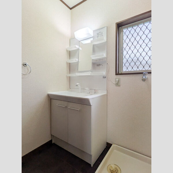 洗面所 (洗髪洗面化粧台)