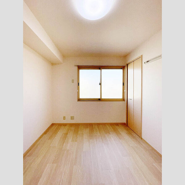 その他 (洋室)