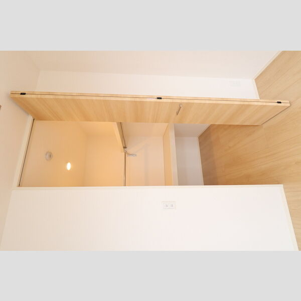 収納 (ウォークインクローゼット)