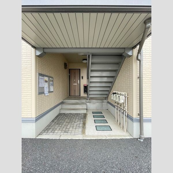 エントランス (Ⅰ棟出入口)