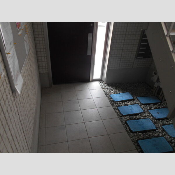 現地周辺 (ロビー)