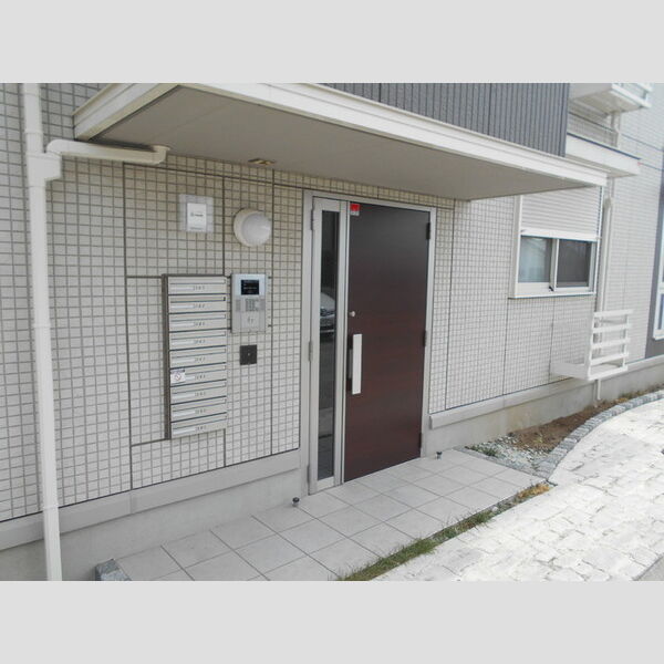 エントランス (エントランス)