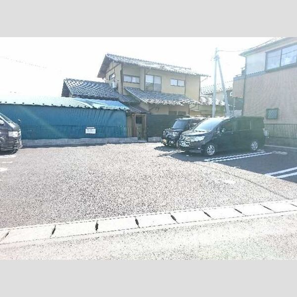 駐車場 (駐車場)