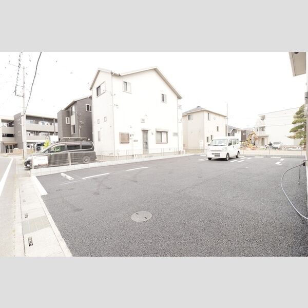 駐車場 (駐車場)