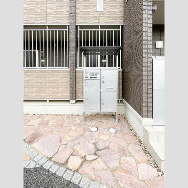 現地周辺 (宅配ボックス)