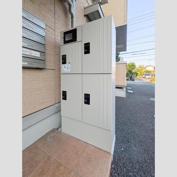 現地周辺 (宅配ボックス)