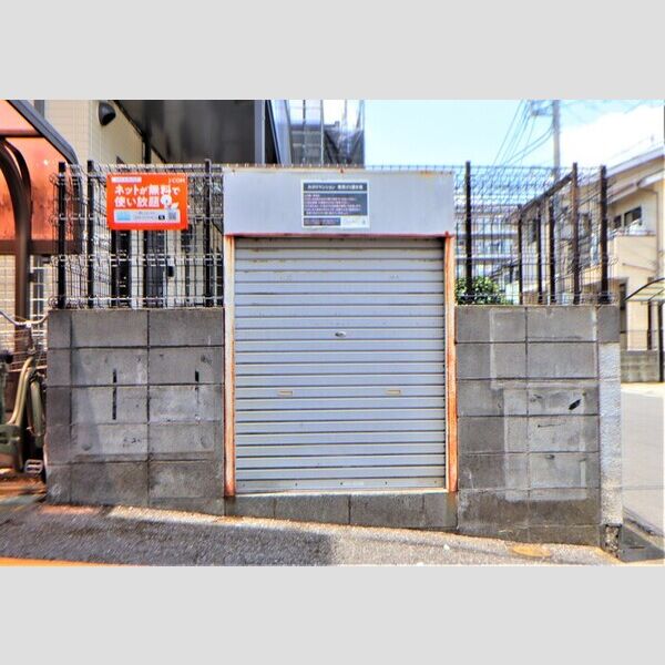 現地周辺 (ゴミステーション)