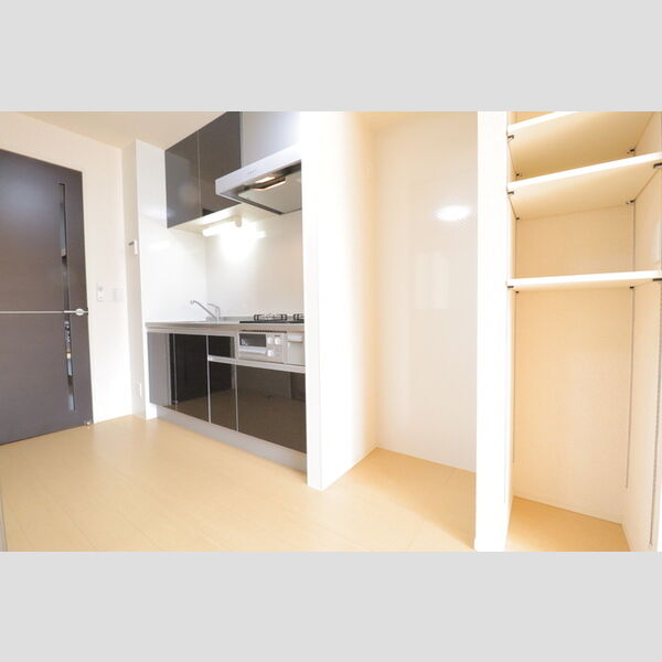 キッチン (システムキッチン)