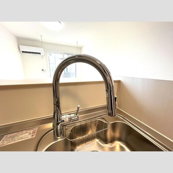 キッチン (タッチレス水栓)