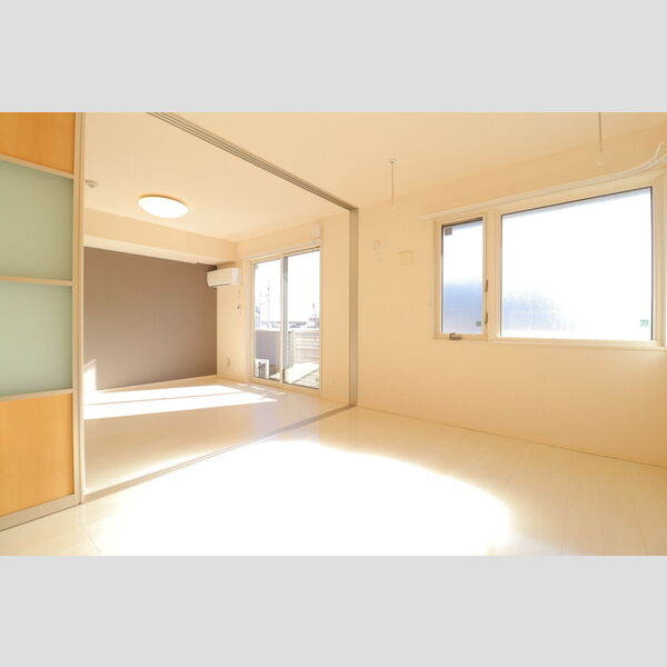 居室・リビング (洋室・リビング)