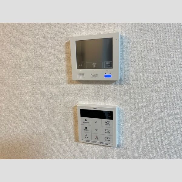その他設備 (モニター付きインターホン)