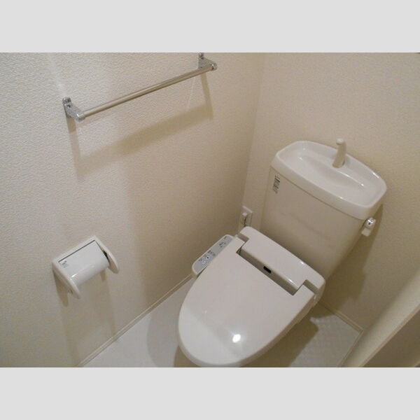 トイレ (温水洗浄暖房便座)